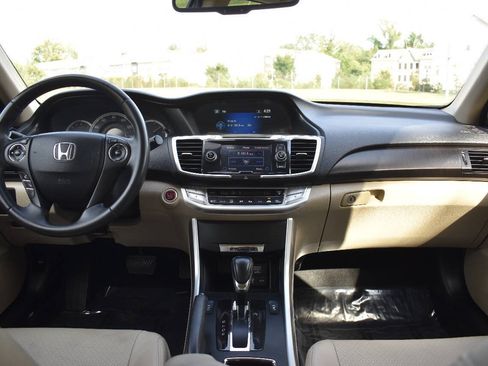 Used 2014 Honda Accord EX-L image 17