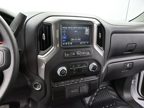 Used 2026 GMC Sierra 1500 Pro w/ Pro Value Package AWD/4WD image 17