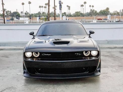 Used 2021 Dodge Challenger R/T Scat Pack RWD image 3