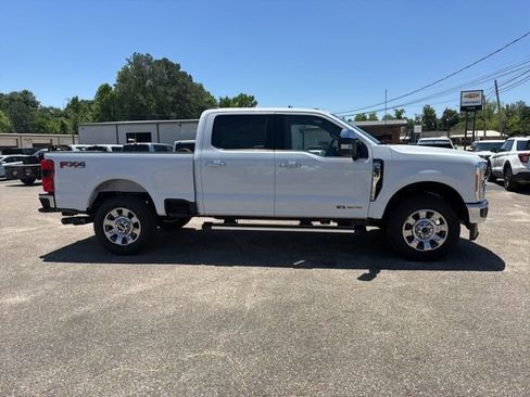 New 2026 Ford F250 Lariat w/ Chrome Package AWD/4WD image 4