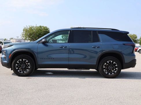 Used 2024 Chevrolet Traverse Z71 w/ LPO, Floor Liner Package AWD/4WD image 8