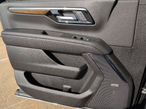 New 2026 Chevrolet Tahoe High Country image 17