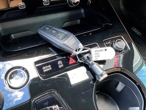 Used 2025 Audi A5 2.0T Premium Plus w/ Premium Plus AWD/4WD image 35