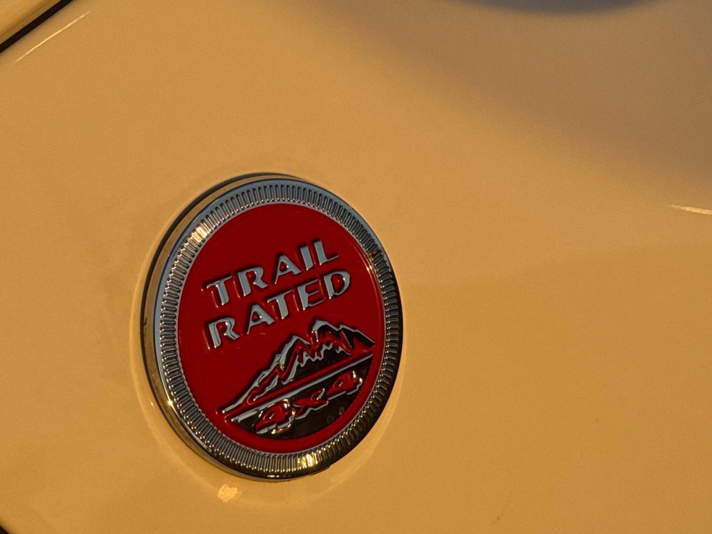 Used 2021 Jeep Renegade Trailhawk AWD/4WD image 33