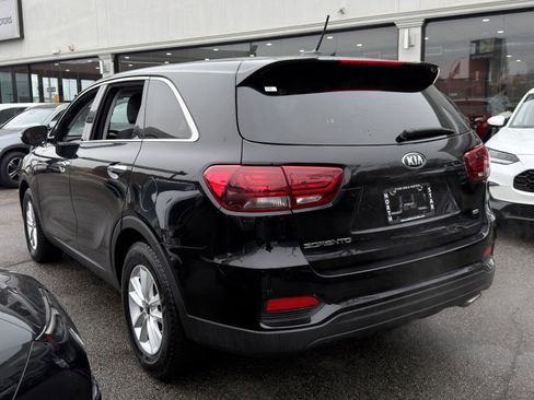Used 2019 Kia Sorento LX image 6