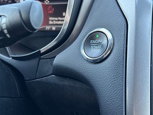 Used 2020 Ford Fusion SE image 21