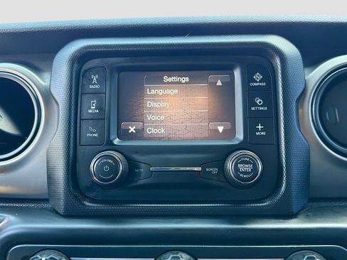Used 2020 Jeep Gladiator Sport w/ Quick Order Package 24S AWD/4WD image 29