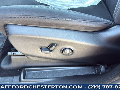 Used 2019 Chrysler Pacifica Touring Plus w/ S Appearance Package FWD image 15