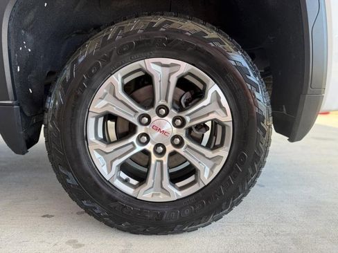 Used 2021 GMC Sierra 1500 SLT w/ SLT Convenience Package image 16