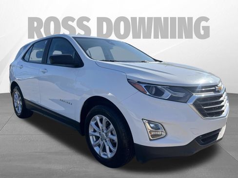 Used 2021 Chevrolet Equinox LS FWD image 3