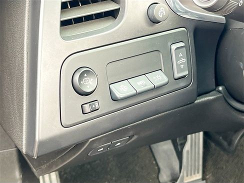 Used 2015 Chevrolet Corvette Stingray Convertible w/ 2LT Preferred Equipment Group image 10