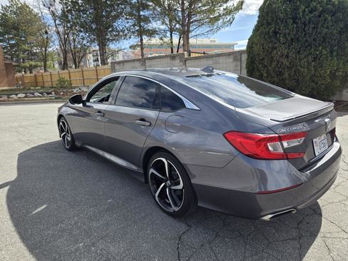 Used 2020 Honda Accord Sport image 3