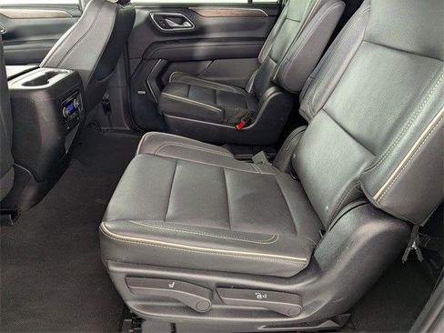 Certified 2023 Chevrolet Suburban Premier image 25