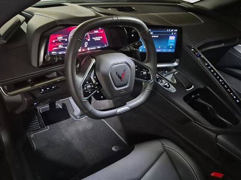 Used 2024 Chevrolet Corvette Z06 RWD image 12