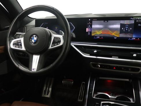 Used 2023 BMW X7 xDrive40i w/ Executive Package AWD/4WD image 26