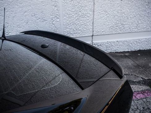 Used 2013 Ford Mustang GT Premium image 26