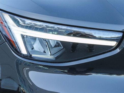 Used 2023 Volvo C40 P8 Recharge Plus w/ Protection Package Premier image 4