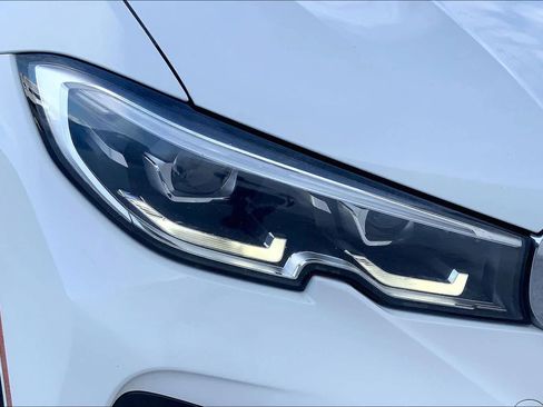 Used 2022 BMW 330i Sedan w/ M Sport Package RWD image 31