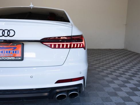 Used 2022 Audi S6 Prestige w/ Prestige Package image 13