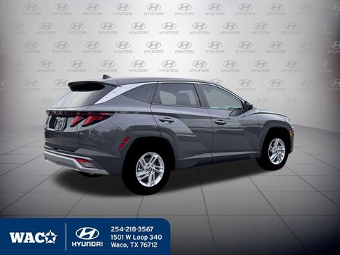 New 2026 Hyundai Tucson SE image 9
