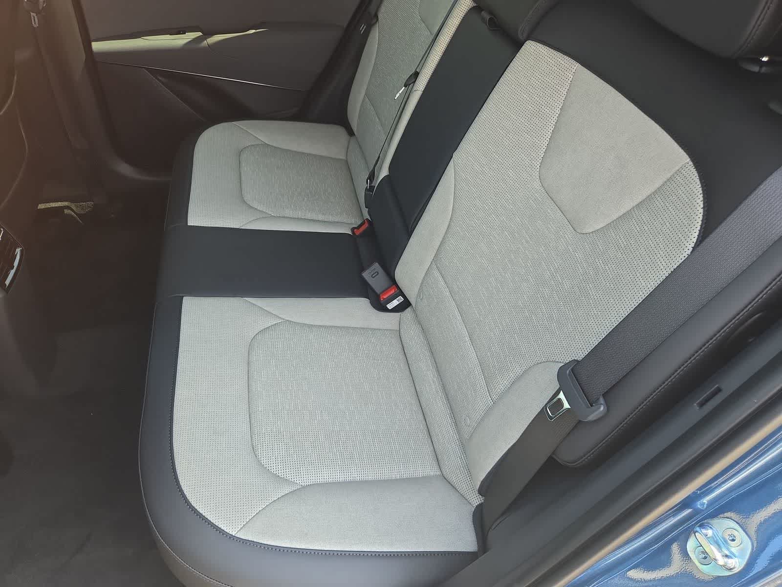 New 2026 Kia Niro SX Touring FWD image 21