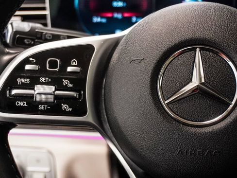 Used 2022 Mercedes-Benz GLS 450 4MATIC w/ Warmth & Comfort Package image 16