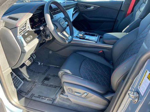 New 2026 Audi SQ8 Prestige image 9