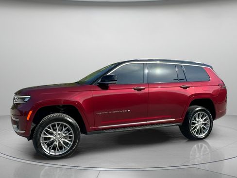 Used 2022 Jeep Grand Cherokee L Summit w/ Advanced Protech Group IV image 14