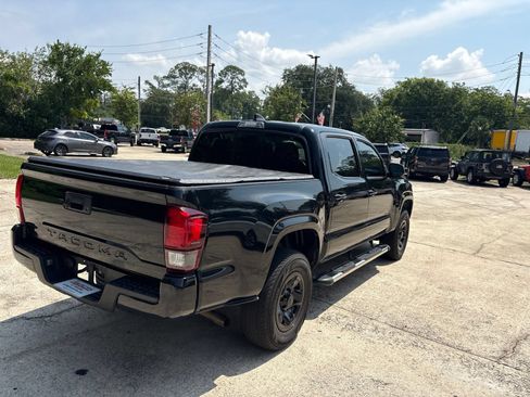 Used 2021 Toyota Tacoma SR w/ SR Convenience Package RWD image 11