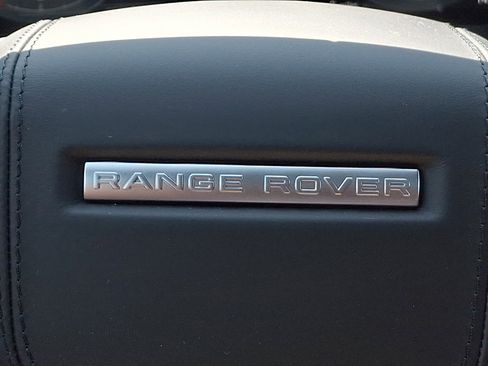 New 2026 Land Rover Range Rover Velar Dynamic SE AWD/4WD image 20