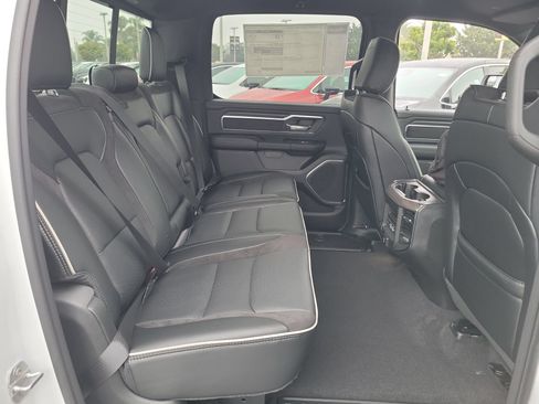 New 2026 RAM 1500 Laramie AWD/4WD image 17