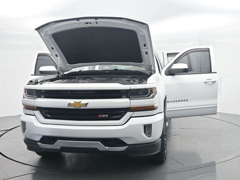 Used 2017 Chevrolet Silverado 1500 LT w/ All Star Edition AWD/4WD image 43