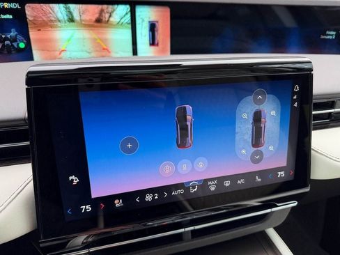 New 2026 Lincoln Nautilus Black Label image 40