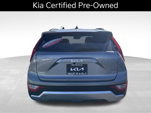 Certified 2025 Kia Niro LX image 19