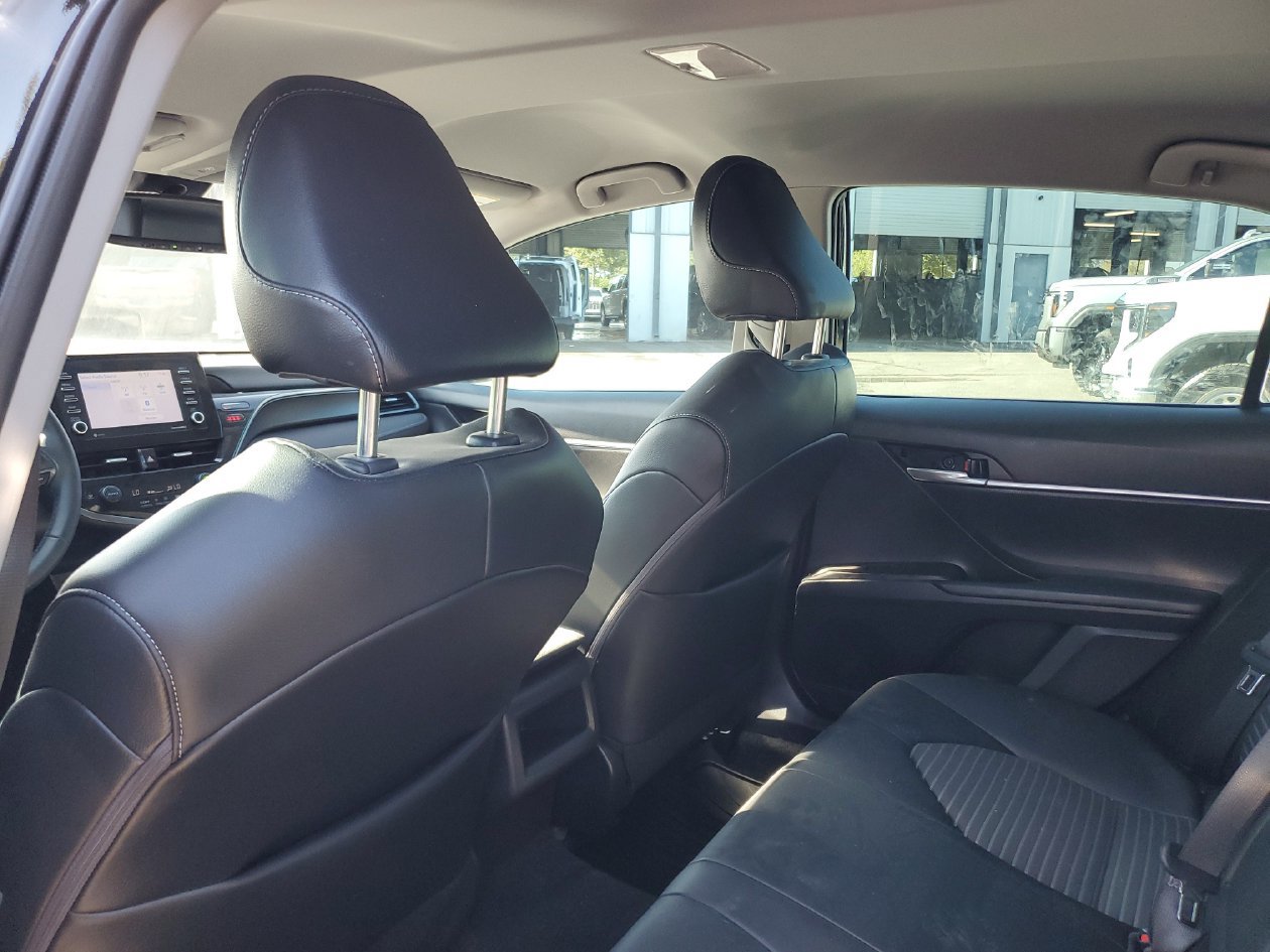 Used 2024 Toyota Camry SE w/ Convenience Package FWD image 9