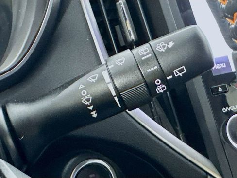 Used 2018 Subaru Crosstrek 2.0i Limited image 13