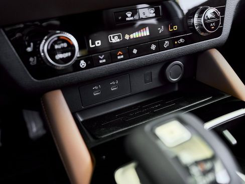 New 2026 Mitsubishi Outlander SEL image 53