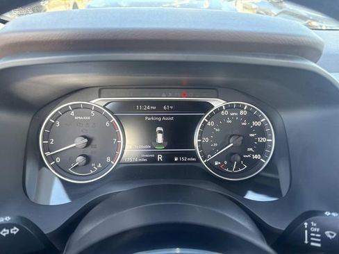 Used 2023 Nissan Rogue SV FWD image 32