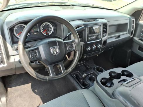 Used 2015 RAM 2500 Tradesman w/ Chrome Appearance Group AWD/4WD image 10