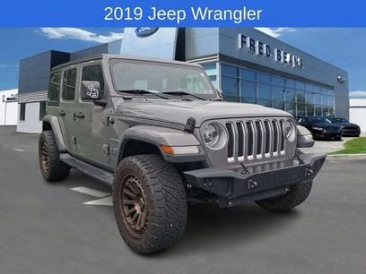 Used 2019 Jeep Wrangler Unlimited Sahara w/ Cold Weather Group