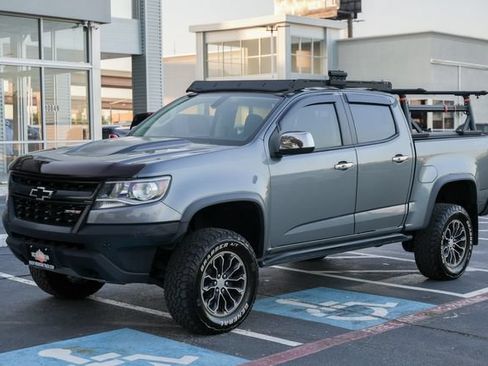 Used 2019 Chevrolet Colorado ZR2 w/ LPO, Premium Interior Package AWD/4WD image 18