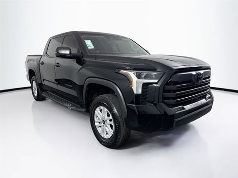 Used 2023 Toyota Tundra SR5 w/ SR5 Convenience Package image 9