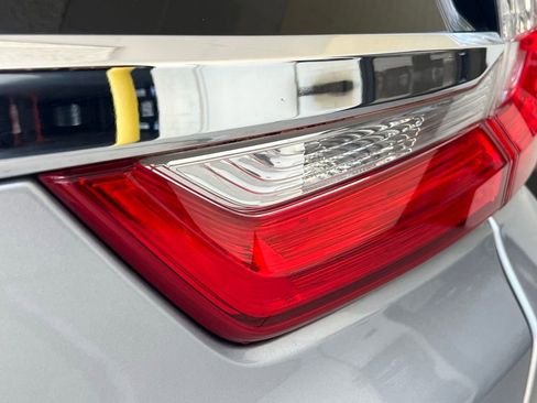 Used 2017 Honda CR-V Touring image 32