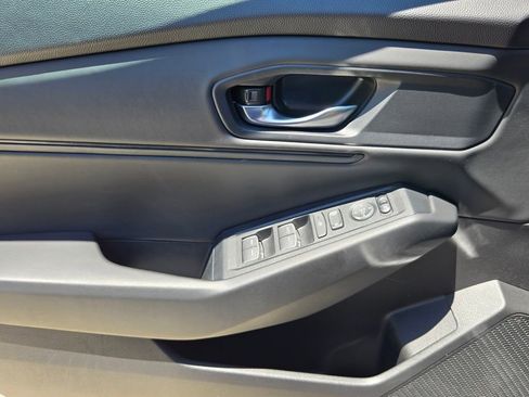Used 2023 Honda Accord EX image 27