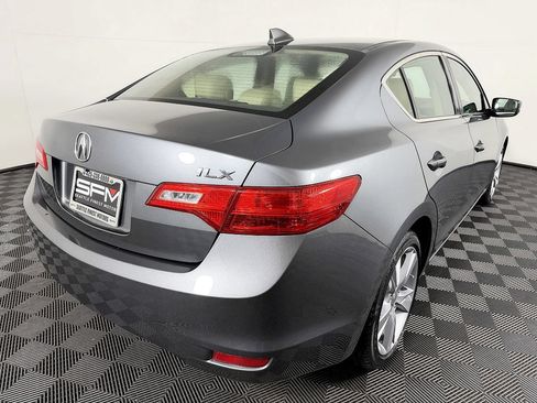 Used 2014 Acura ILX w/ Technology Package FWD image 9