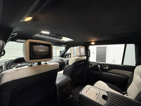Used 2019 INFINITI QX80 Limited image 25