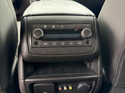 Used 2015 Chevrolet Traverse LT w/ Traveler's Package AWD/4WD image 26