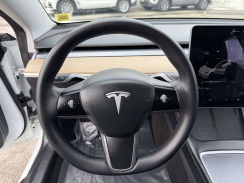 Used 2021 Tesla Model 3 Long Range image 26