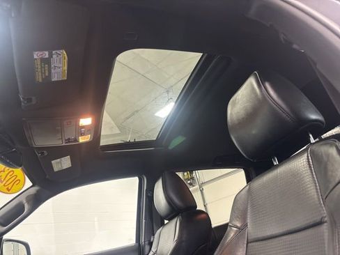 Used 2023 Toyota Tacoma TRD Sport image 18