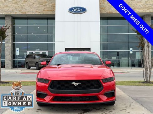 Used 2026 Ford Mustang Premium RWD image 2